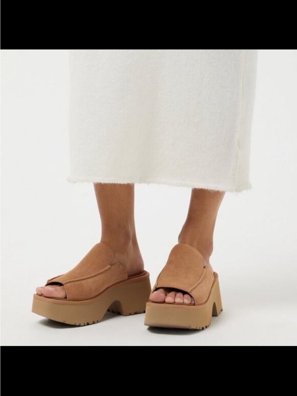 UGG New Heights Platform Mule Sandals Suede Beige Size 7 NIB